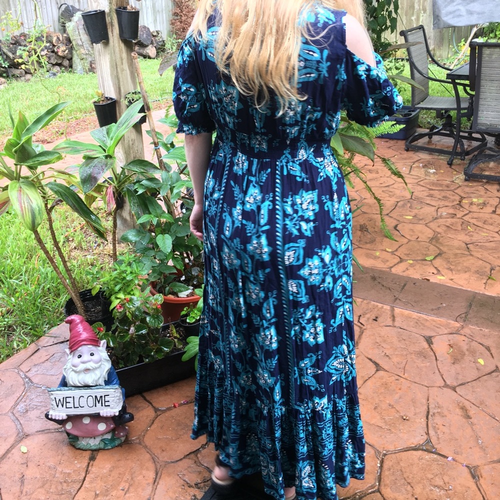 Cute Cold Shoulder Dress! View 6